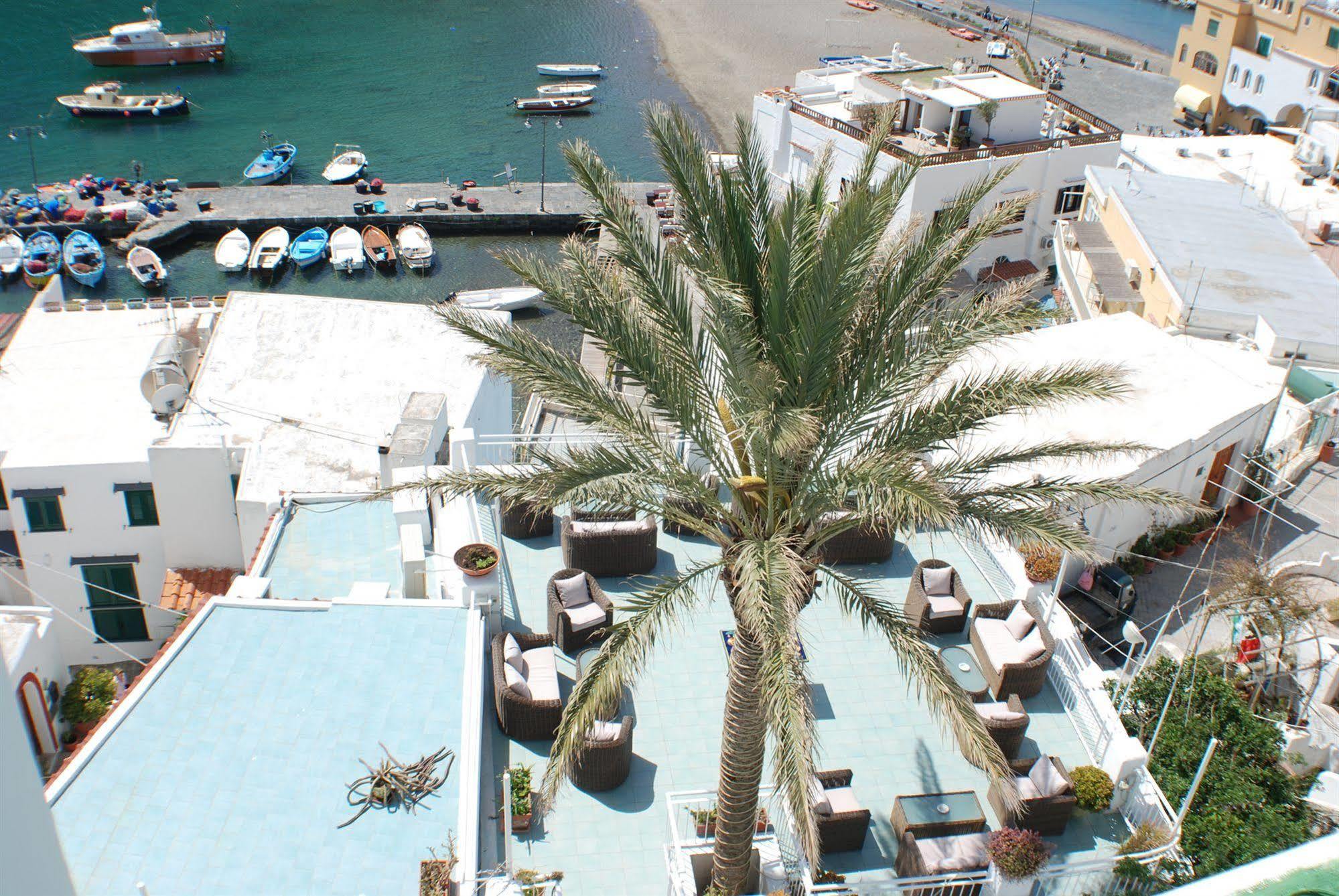 Hotel La Palma Sant'Angelo  Buitenkant foto